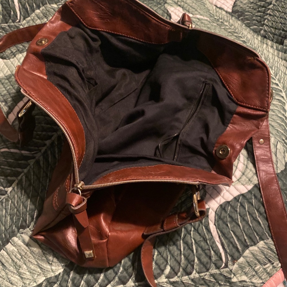 Purse - Picture 2 of 3